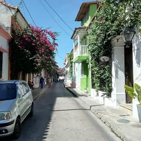 Charming Colonial With Pool, Walled Сasa de vacaciones Cartagena