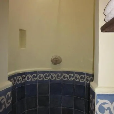 Charming Colonial With Pool, Walled Cartagena