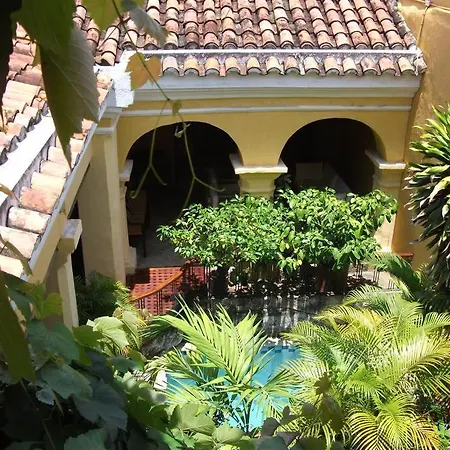 Charming Colonial With Pool, Walled Сasa de vacaciones Cartagena