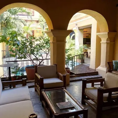 Charming Colonial With Pool, Walled * Cartagena
